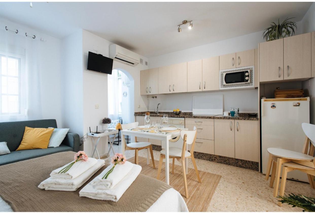 Apartment Lyrioshomes